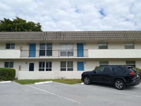55 SE 14th Street Boca Raton FL 33432