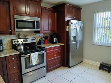 55 SE 14th Street Boca Raton FL 33432