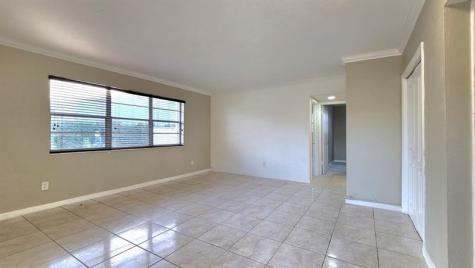 1800 NE 170th Street North Miami Beach FL 33162