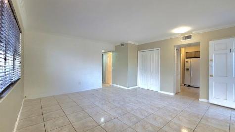 1800 NE 170th Street North Miami Beach FL 33162