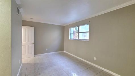1800 NE 170th Street North Miami Beach FL 33162