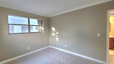 1800 NE 170th Street North Miami Beach FL 33162