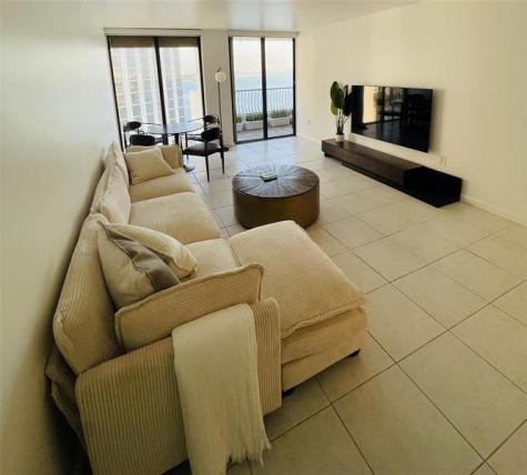 555 NE 15th Street Miami FL 33132