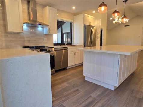 2177 Montpeliar Weston FL 33326