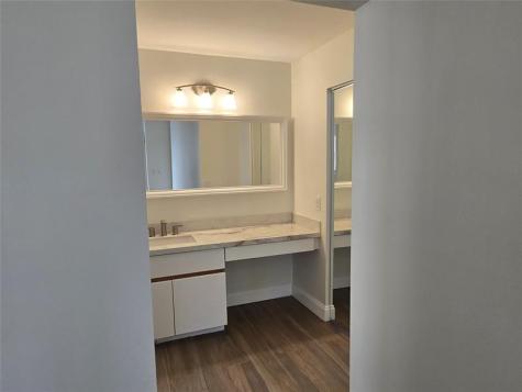 2177 Montpeliar Weston FL 33326