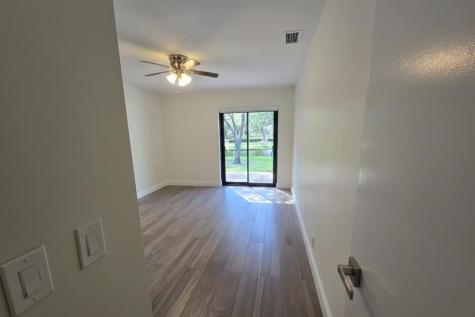 2177 Montpeliar Weston FL 33326