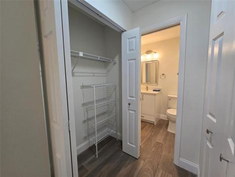 2177 Montpeliar Weston FL 33326