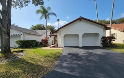 2177 Montpeliar Weston FL 33326