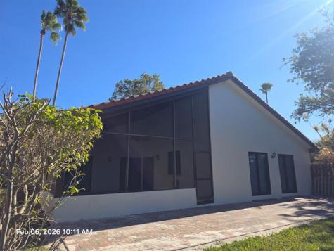 2177 Montpeliar Weston FL 33326