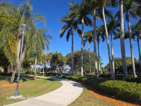 2177 Montpeliar Weston FL 33326