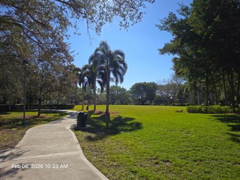 2177 Montpeliar Weston FL 33326