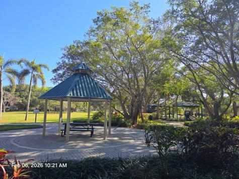 2177 Montpeliar Weston FL 33326