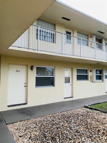 1301 N 12th Court Hollywood FL 33019