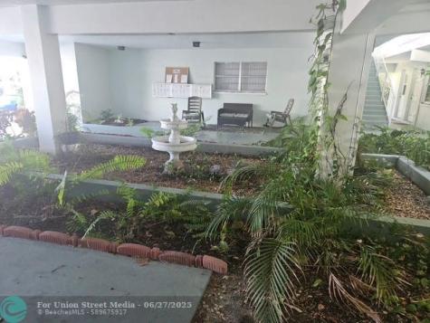 2404 NE 33rd Avenue Fort Lauderdale FL 33305