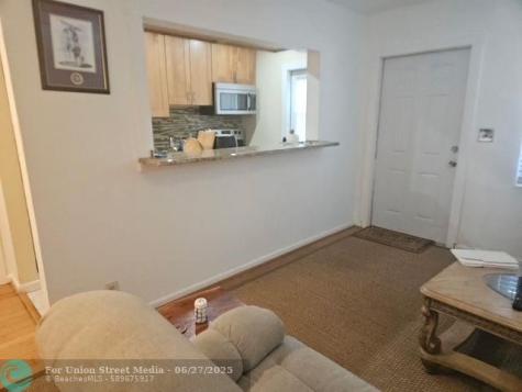2404 NE 33rd Avenue Fort Lauderdale FL 33305