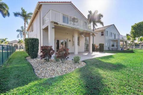 18435 NW 10th Street Pembroke Pines FL 33029