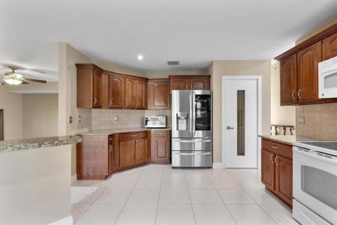 18435 NW 10th Street Pembroke Pines FL 33029