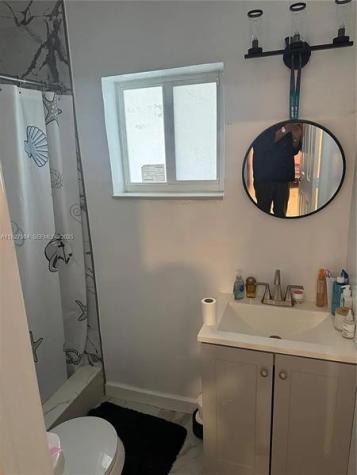 3932 SW 12th Place Fort Lauderdale FL 33312