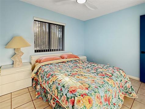 301 Knotty Pine Circle Greenacres FL 33463