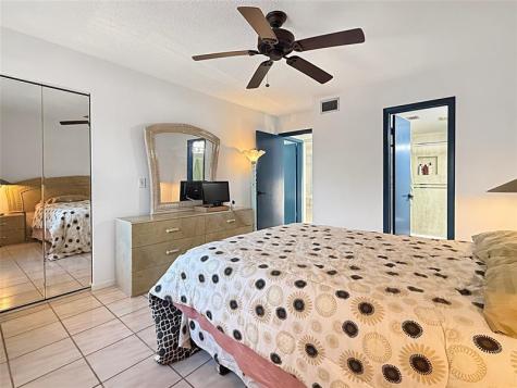 301 Knotty Pine Circle Greenacres FL 33463