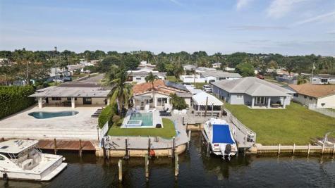911 NW 7th Street Dania Beach FL 33004
