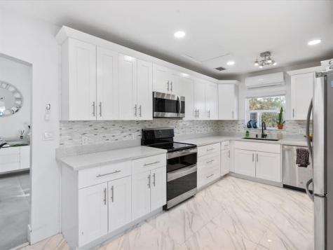 9232 Harding Avenue Surfside FL 33154