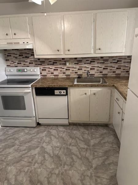 7831 N Colony Circle N #203 Tamarac FL 33321