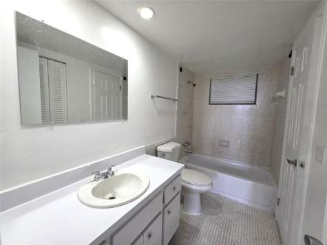 15600 NW 7th Avenue Miami FL 33169