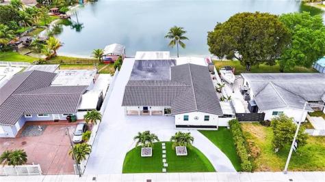 6290 W 16th Hialeah FL 33012