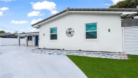 6290 W 16th Hialeah FL 33012