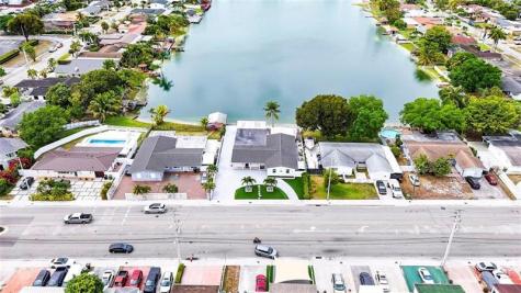6290 W 16th Hialeah FL 33012