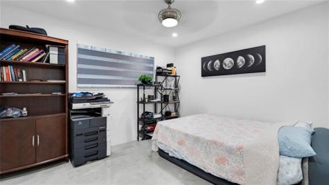 6290 W 16th Hialeah FL 33012