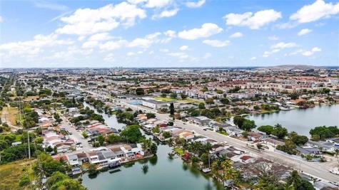 6290 W 16th Hialeah FL 33012