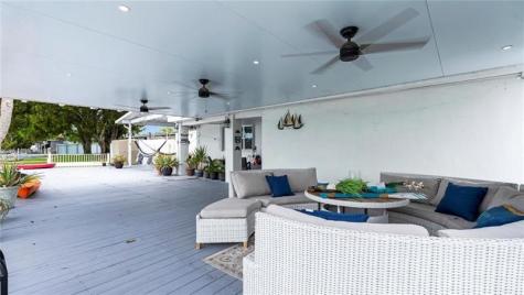 6290 W 16th Hialeah FL 33012
