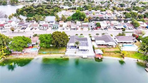 6290 W 16th Hialeah FL 33012