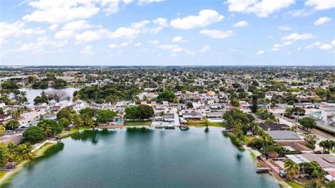 6290 W 16th Hialeah FL 33012