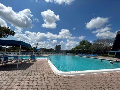 3690 Inverrary Drive Lauderhill FL 33319