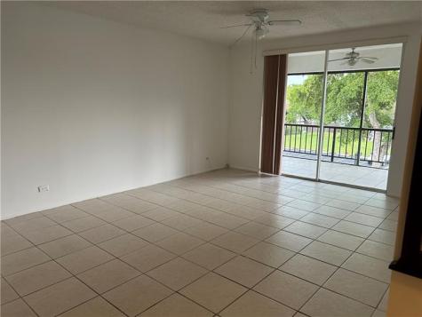 3690 Inverrary Drive Lauderhill FL 33319