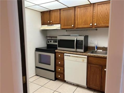 3690 Inverrary Drive Lauderhill FL 33319