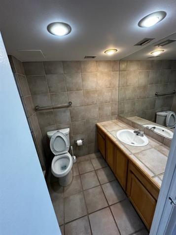 11930 N Bayshore Drive North Miami FL 33181