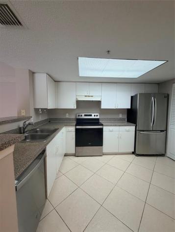 5025 Wiles Road Coconut Creek FL 33073