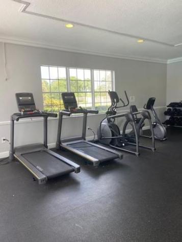 5025 Wiles Road Coconut Creek FL 33073