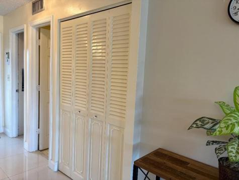 8900 Washington Boulevard Pembroke Pines FL 33025