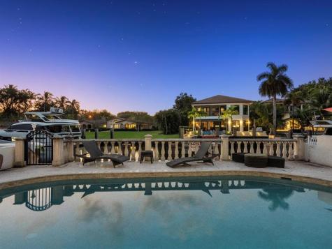 1421 Ponce De Leon Fort Lauderdale FL 33316