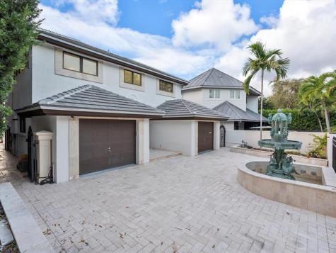 1421 Ponce De Leon Fort Lauderdale FL 33316