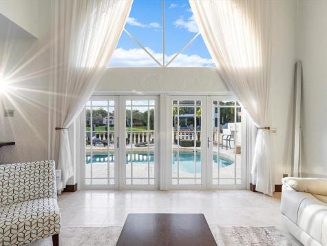 1421 Ponce De Leon Fort Lauderdale FL 33316
