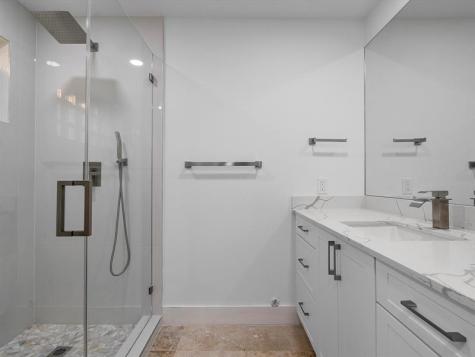 1421 Ponce De Leon Fort Lauderdale FL 33316