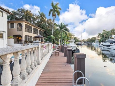 1421 Ponce De Leon Fort Lauderdale FL 33316