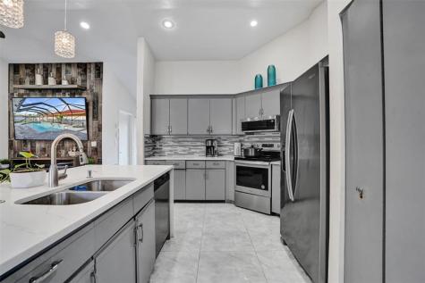 7909 NW 19th Street Margate FL 33063