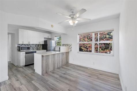1100 NE 9th Avenue Fort Lauderdale FL 33304